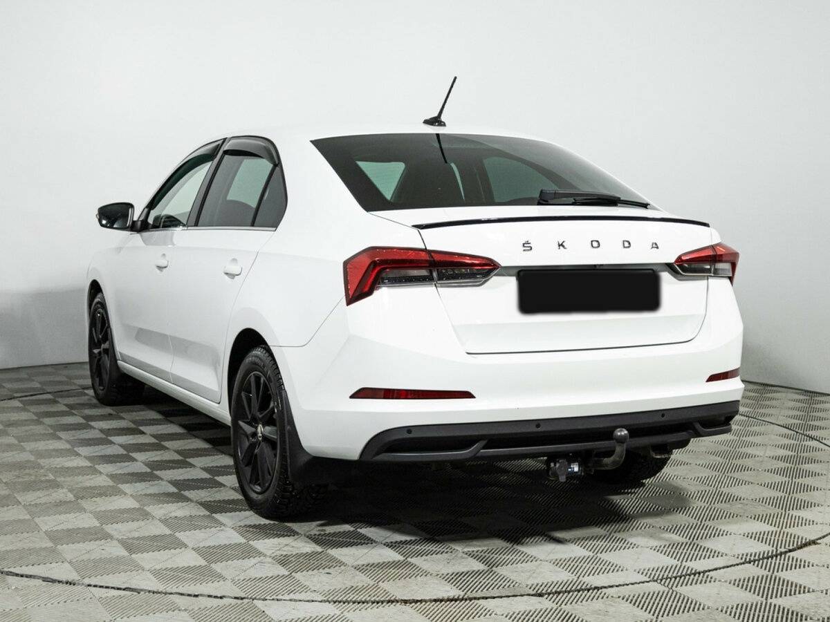 Skoda Rapid 2021 года с пробегом. Фото: #6