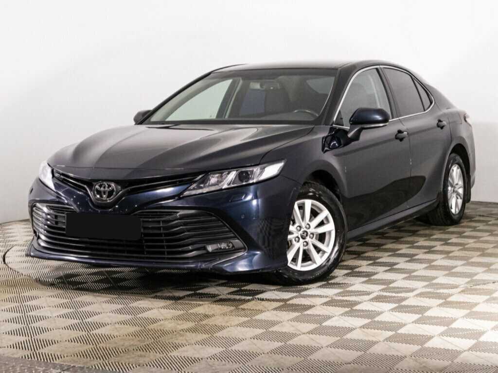 Toyota Camry 2019 года с пробегом. Посмотреть фото