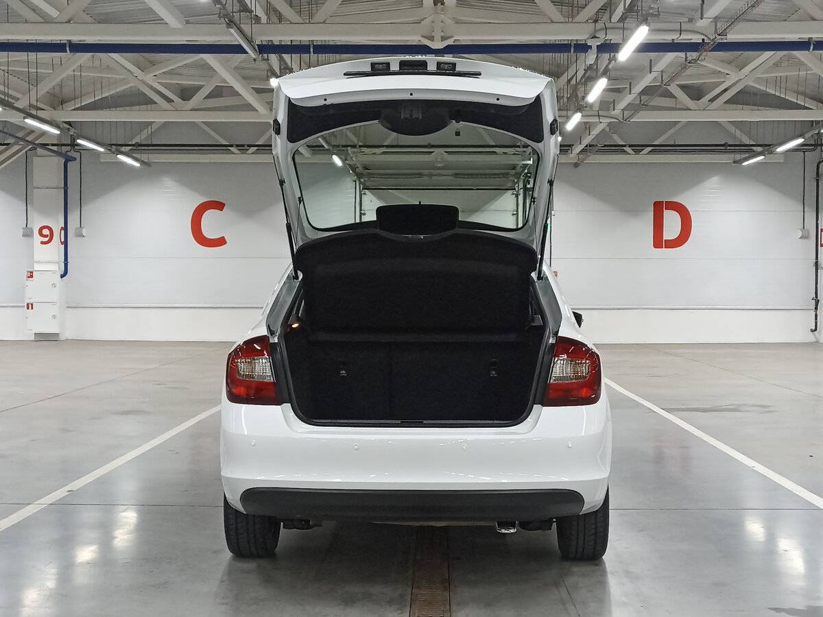 Skoda Rapid 2018 года с пробегом. Фото: #9