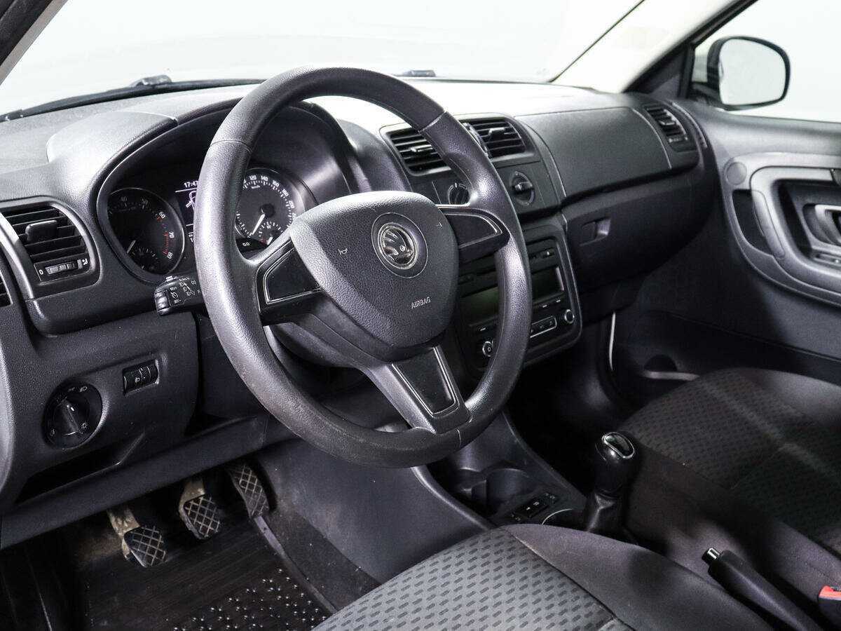 Skoda Fabia 2014 года с пробегом. Фото: #12