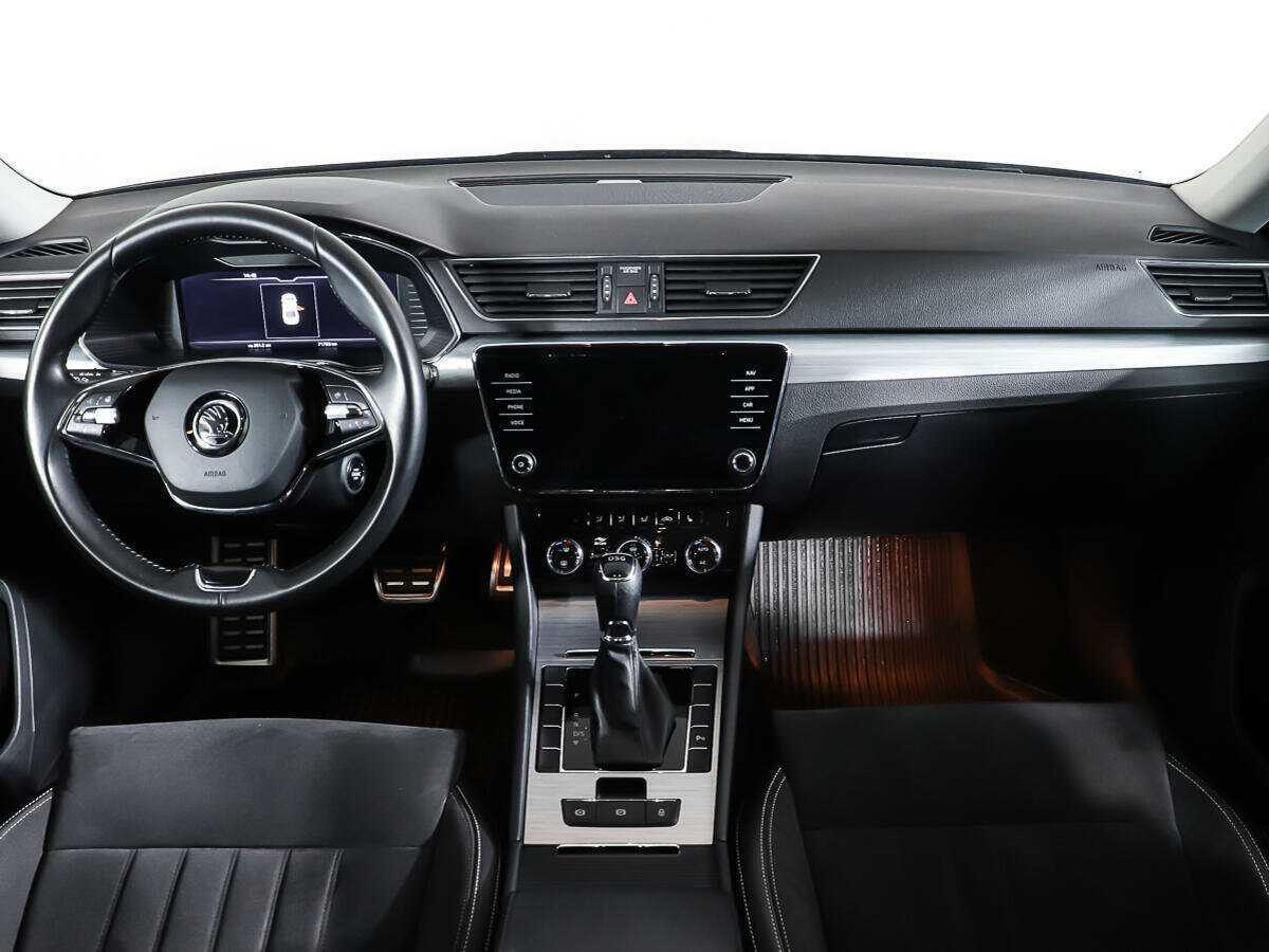Skoda Superb 2021 года с пробегом. Фото: #10