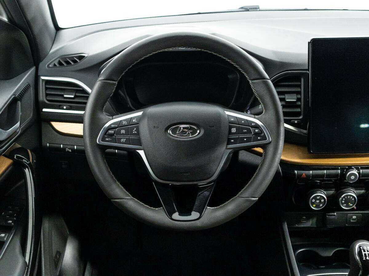 Lada (ВАЗ) Vesta 2023 года с пробегом. Фото: #17