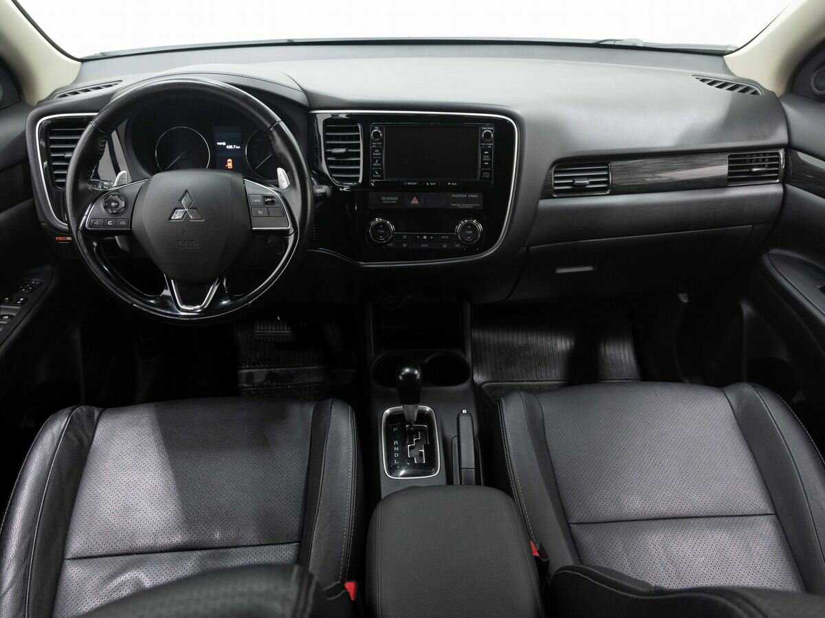 Mitsubishi Outlander 2016 года с пробегом. Фото: #14