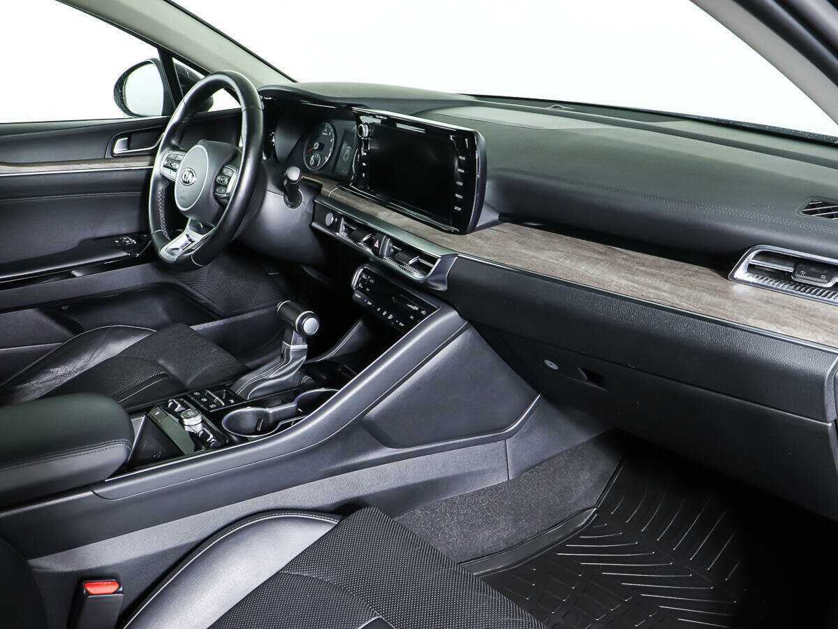 Kia K5 2020 года с пробегом. Фото: #7