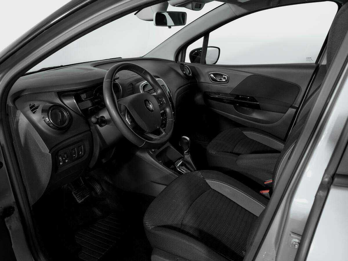 Renault Kaptur 2016 года с пробегом. Фото: #14