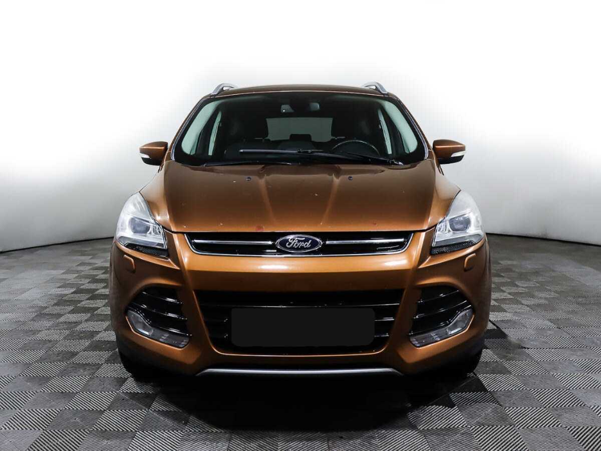 Ford Kuga 2014 года с пробегом. Фото: #0