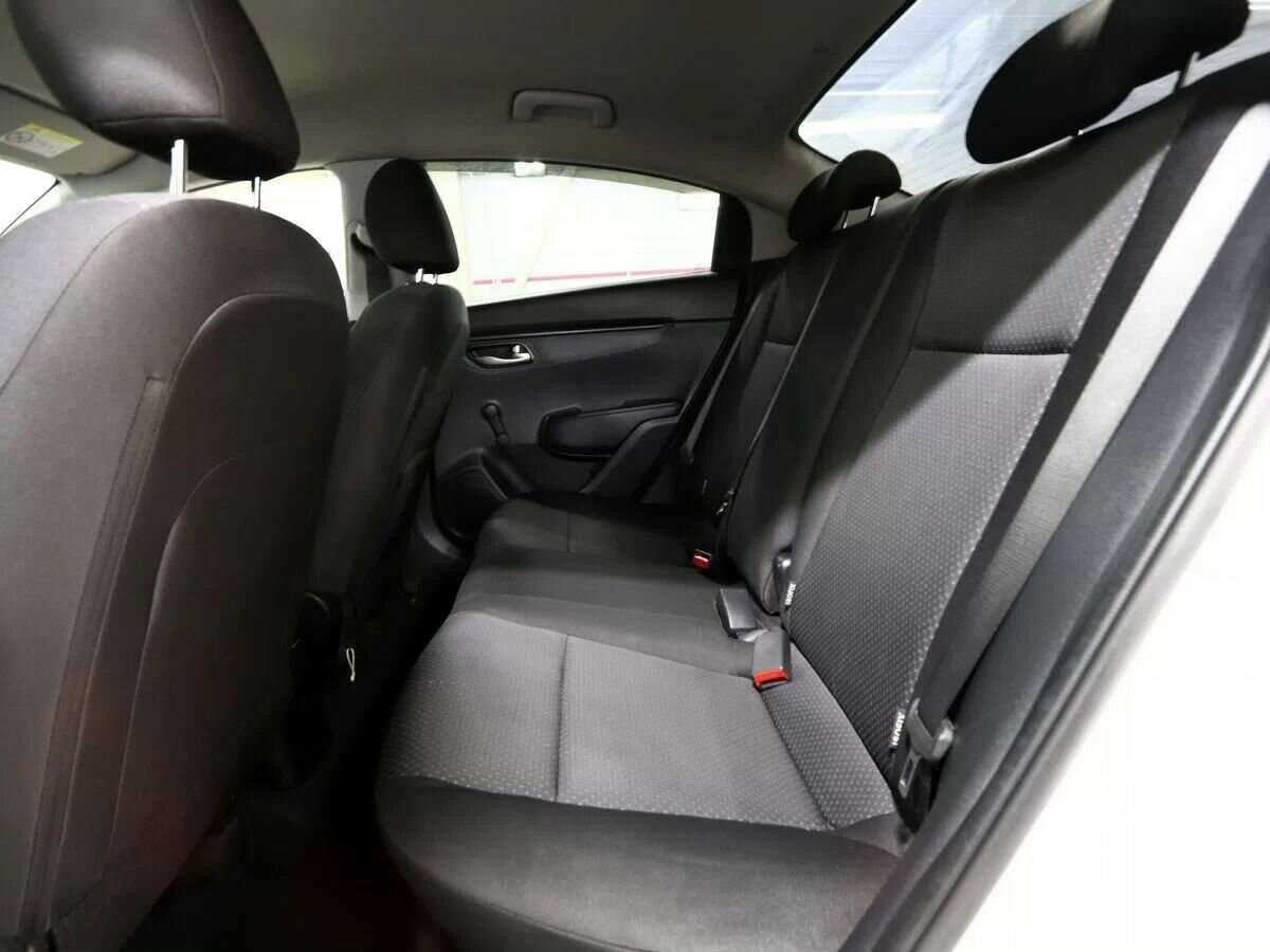 Kia Rio 2021 года с пробегом. Фото: #8
