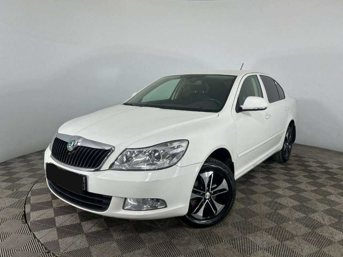 Skoda Octavia 2012 года с пробегом. Посмотреть фото