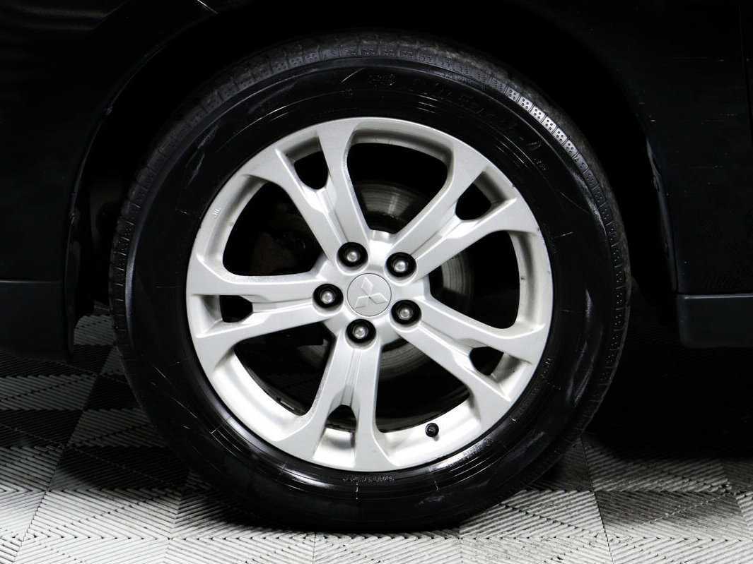 Mitsubishi Outlander 2013 года с пробегом. Фото: #13