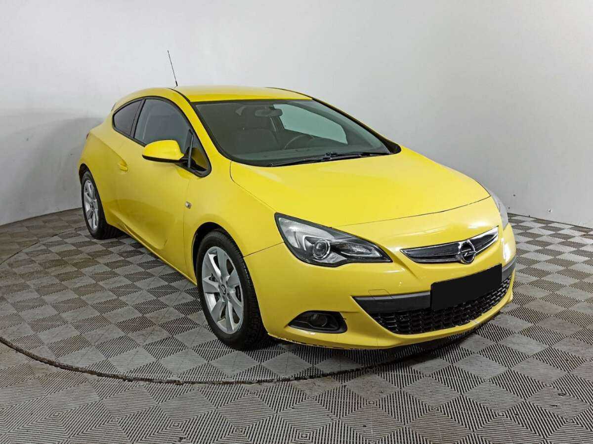 Opel Astra 2014 года с пробегом. Фото: #2