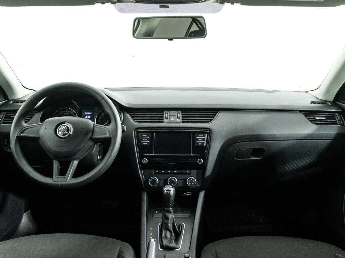 Skoda Octavia 2018 года с пробегом. Фото: #12