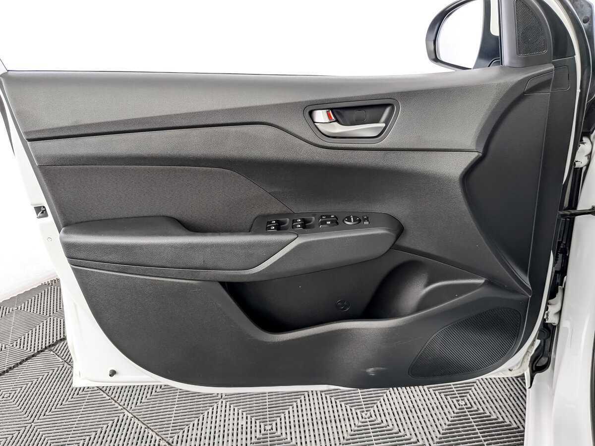 Hyundai Solaris 2019 года с пробегом. Фото: #18