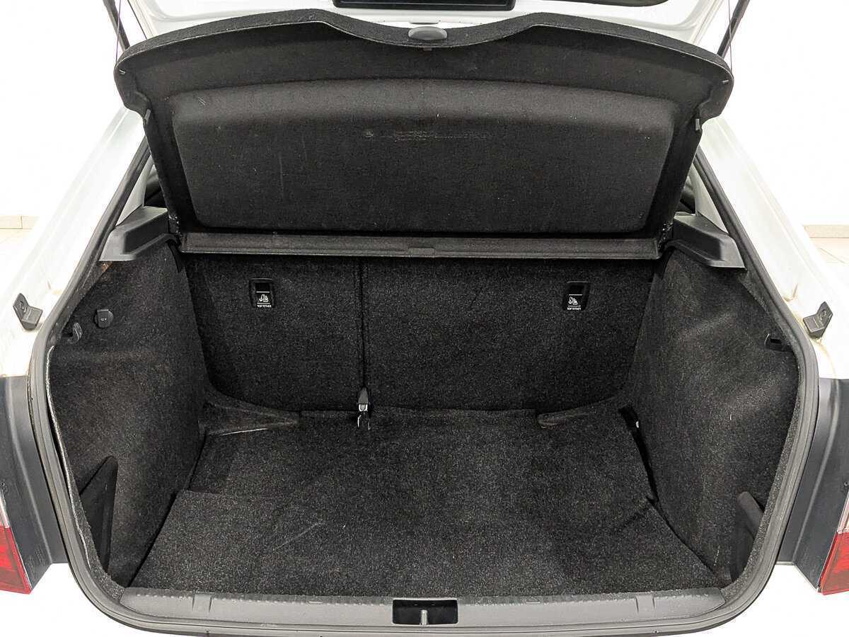 Skoda Rapid 2019 года с пробегом. Фото: #9