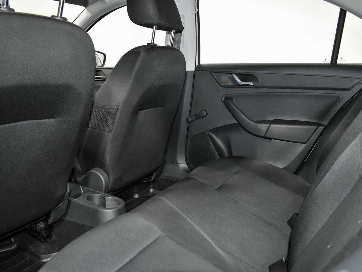 Skoda Rapid 2017 года с пробегом. Фото: #16