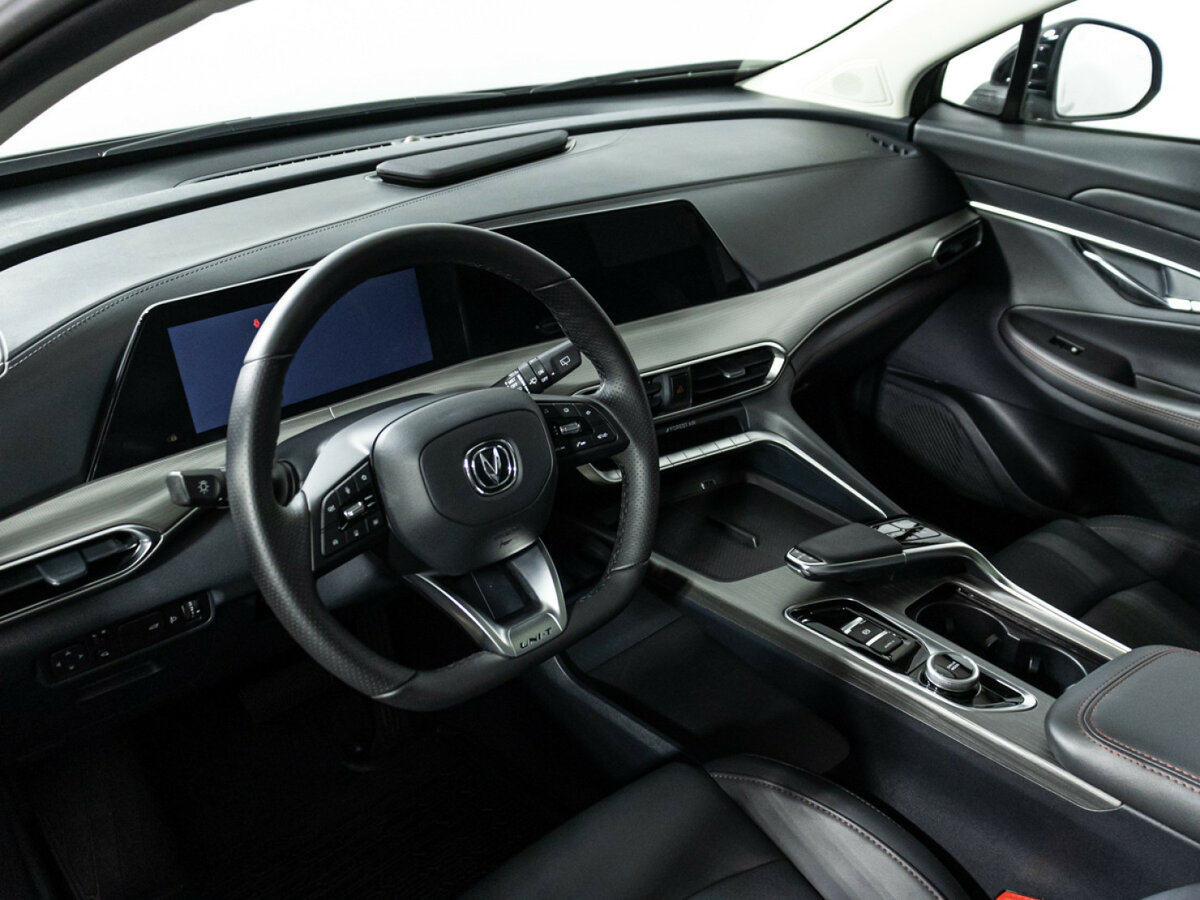 Changan UNI-T 2024 года с пробегом. Фото: #10