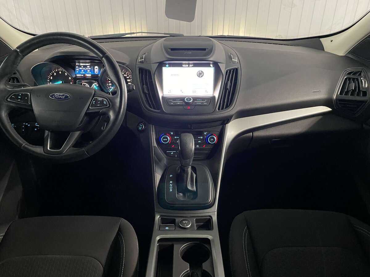 Ford Kuga 2017 года с пробегом. Фото: #8