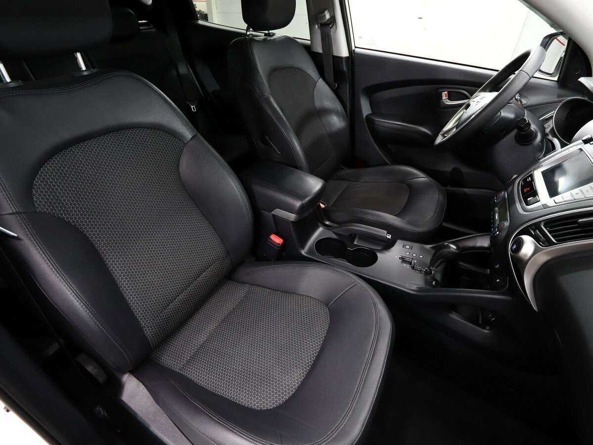 Hyundai ix35 2012 года с пробегом. Фото: #13
