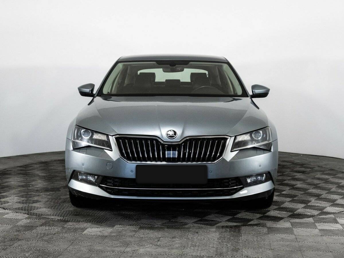 Skoda Superb 2017 года с пробегом. Фото: #1