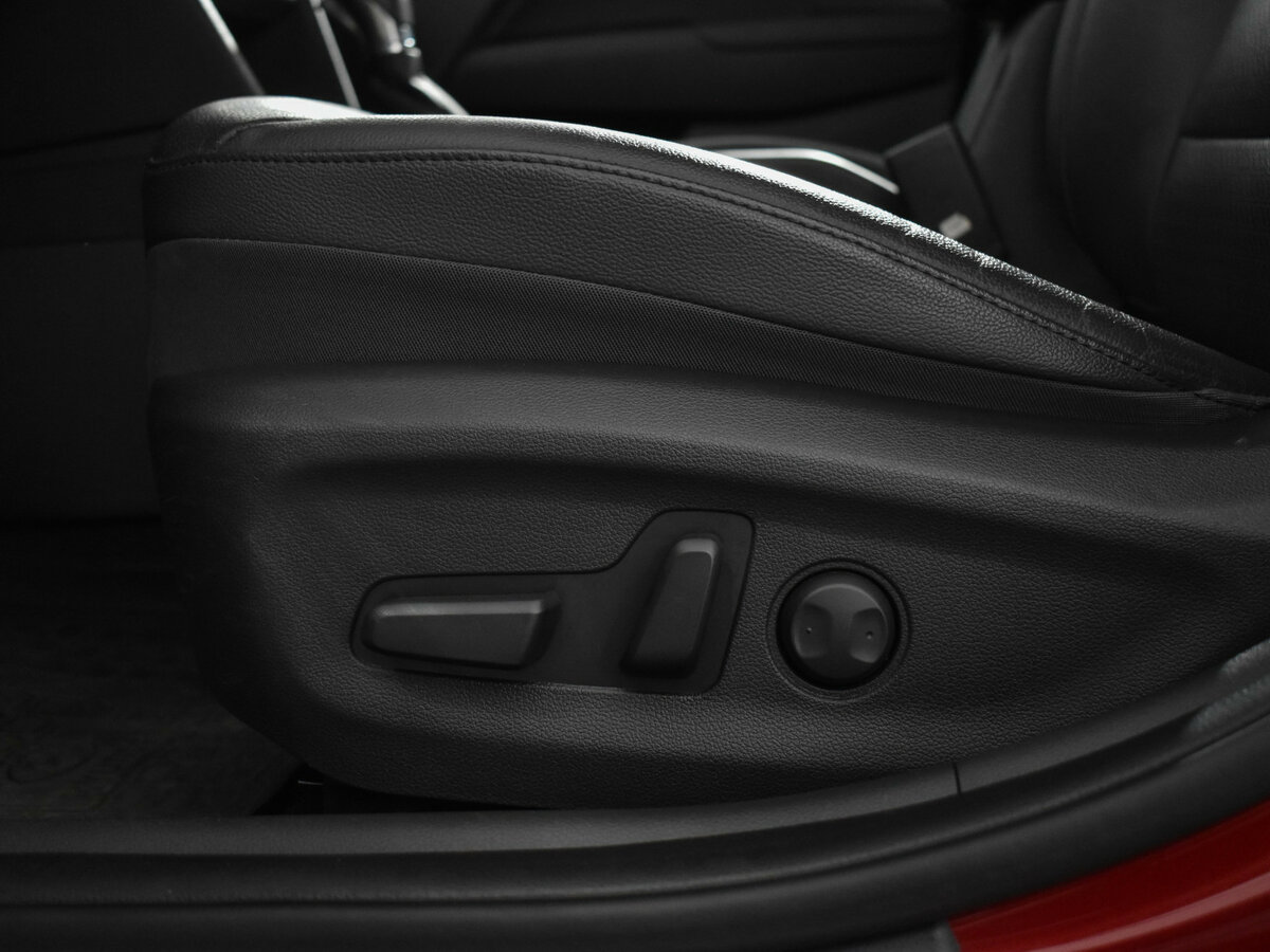 Hyundai Elantra 2019 года с пробегом. Фото: #15