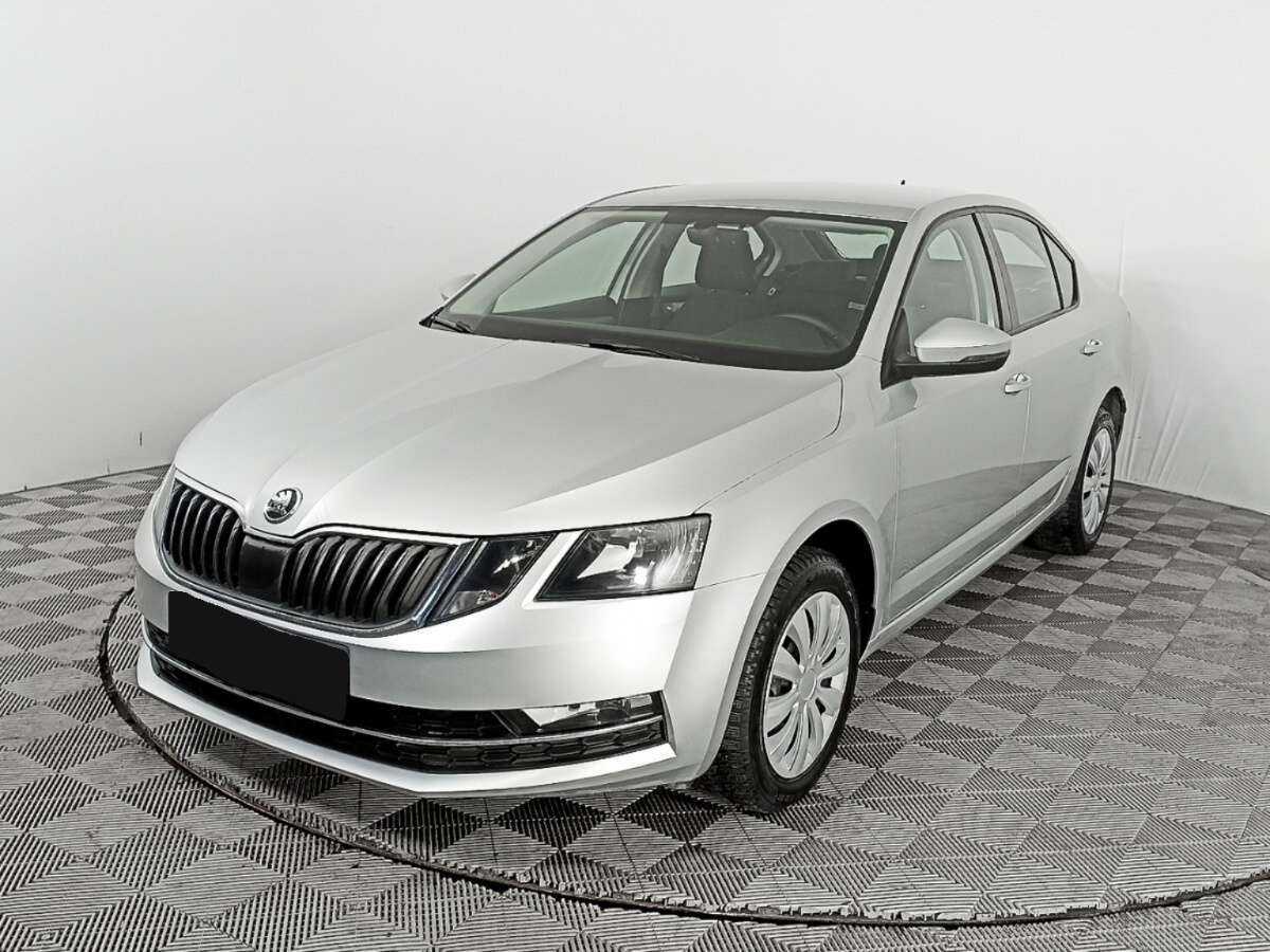 Skoda Octavia 2017 года с пробегом. Посмотреть фото