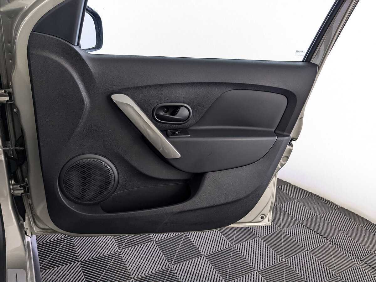 Renault Sandero 2021 года с пробегом. Фото: #20