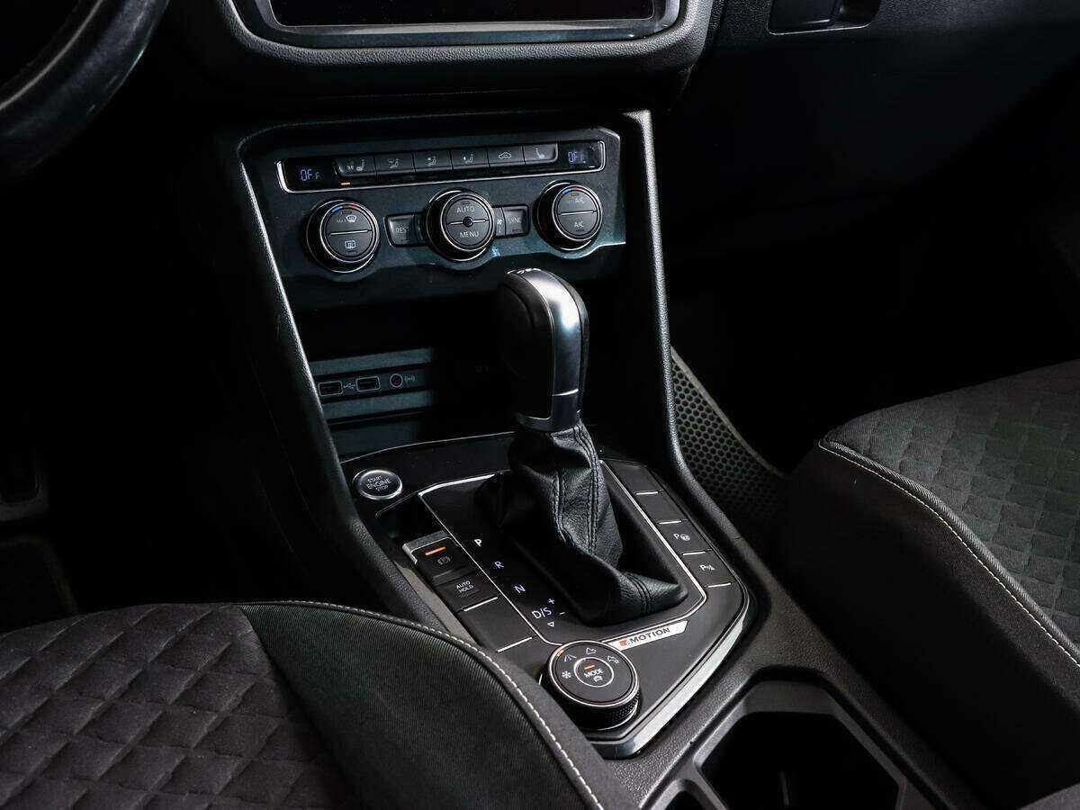 Volkswagen Tiguan 2018 года с пробегом. Фото: #11