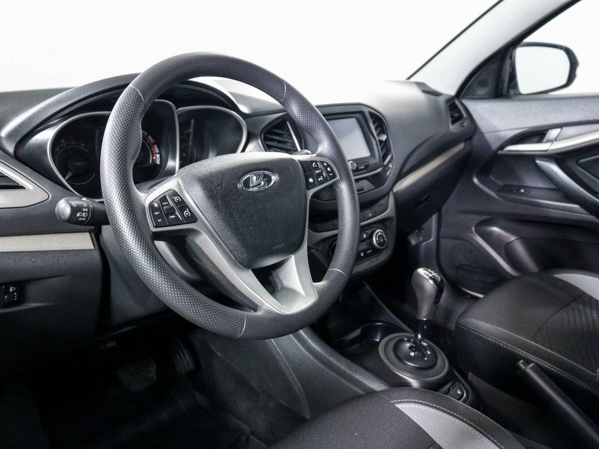 Lada (ВАЗ) Vesta 2018 года с пробегом. Фото: #12