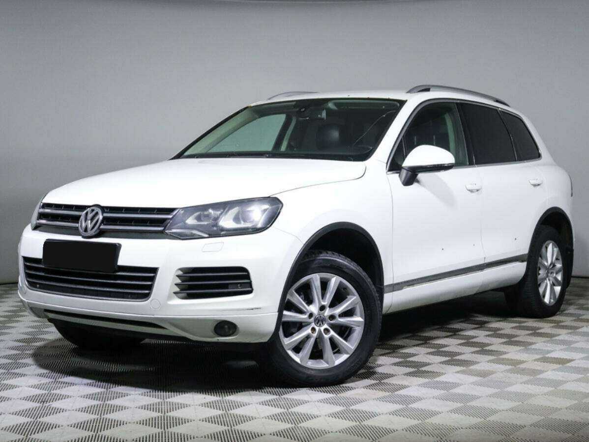 Volkswagen Touareg 2012 года с пробегом. Посмотреть фото