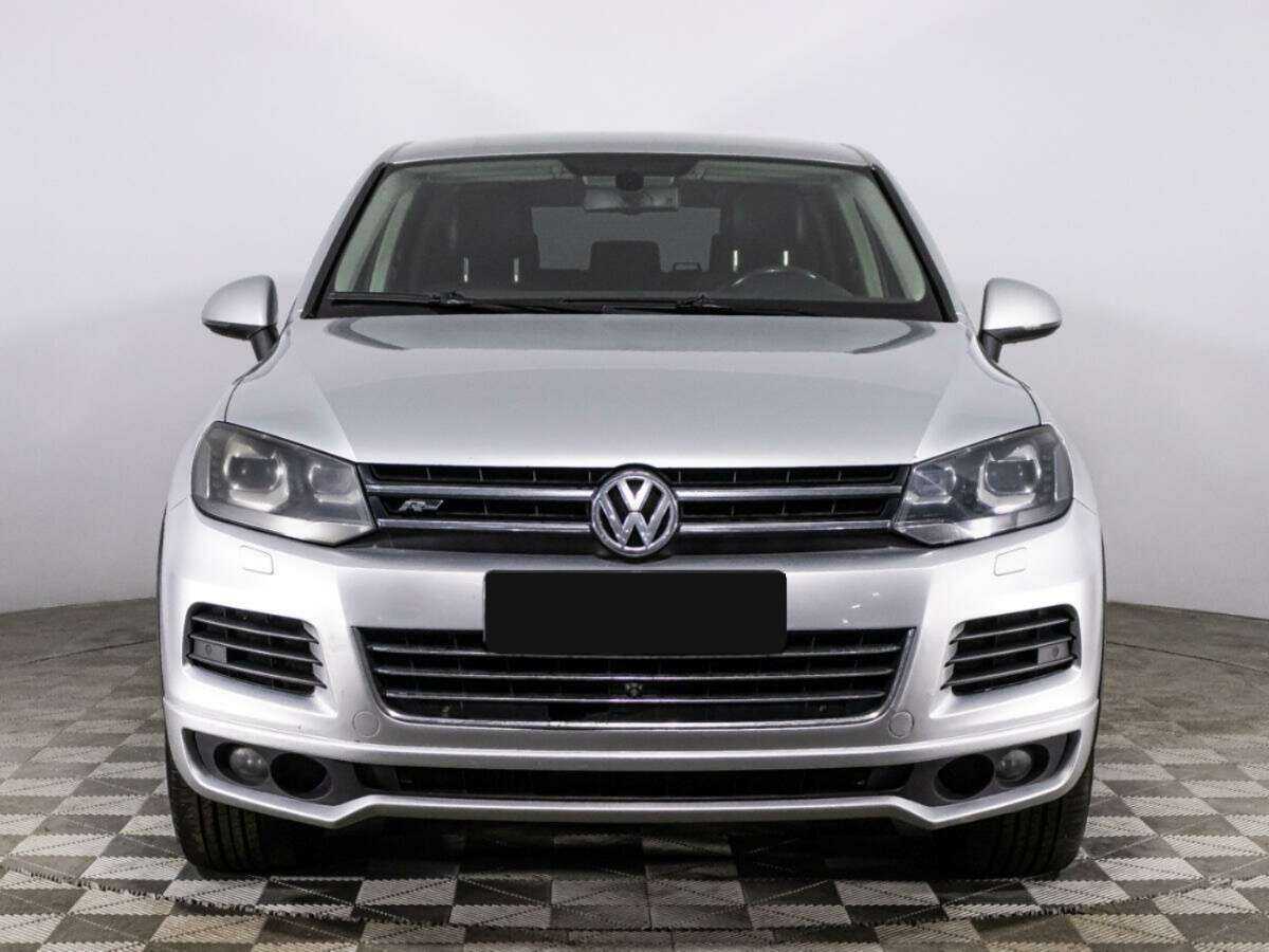Volkswagen Touareg 2012 года с пробегом. Фото: #1
