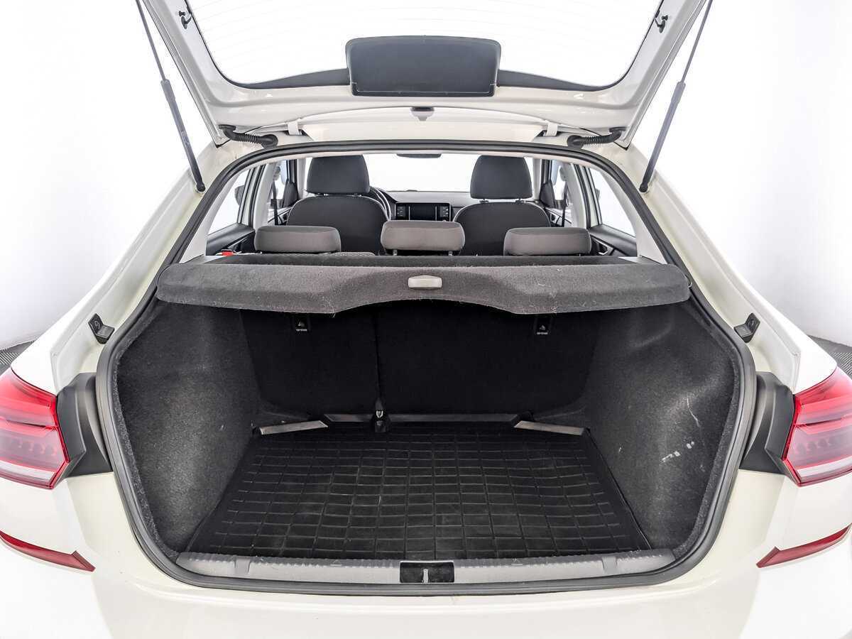 Volkswagen Polo 2021 года с пробегом. Фото: #9