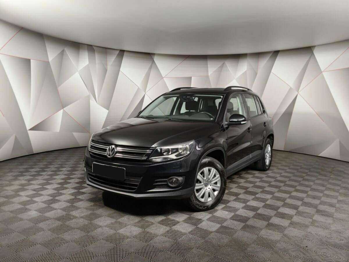 Volkswagen Tiguan 2013 года с пробегом. Фото: #0