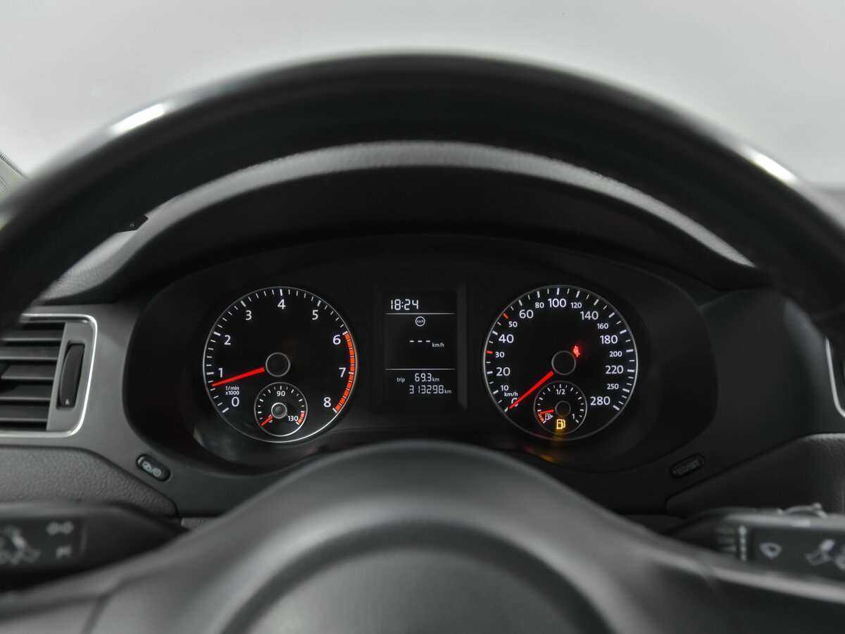 Volkswagen Jetta 2012 года с пробегом. Фото: #6