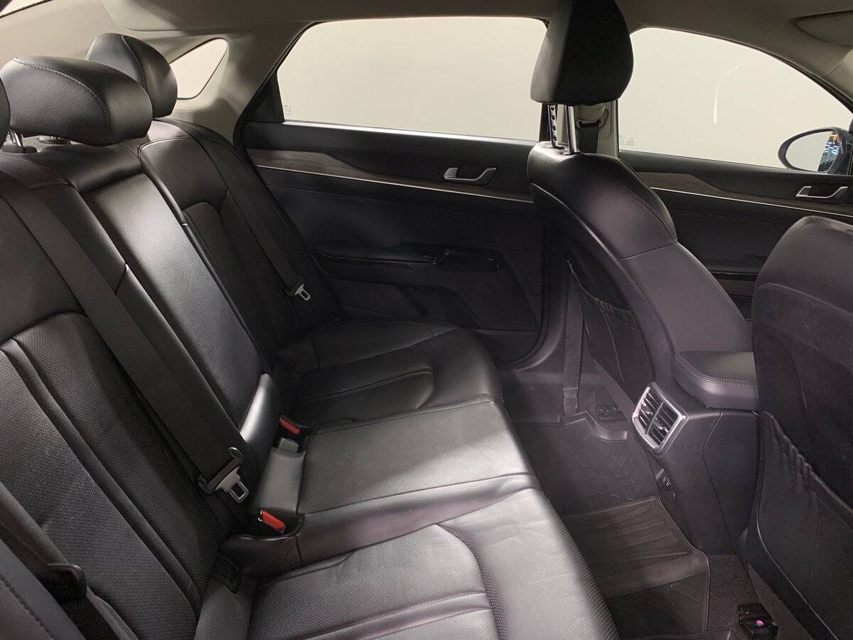Kia K5 2021 года с пробегом. Фото: #16
