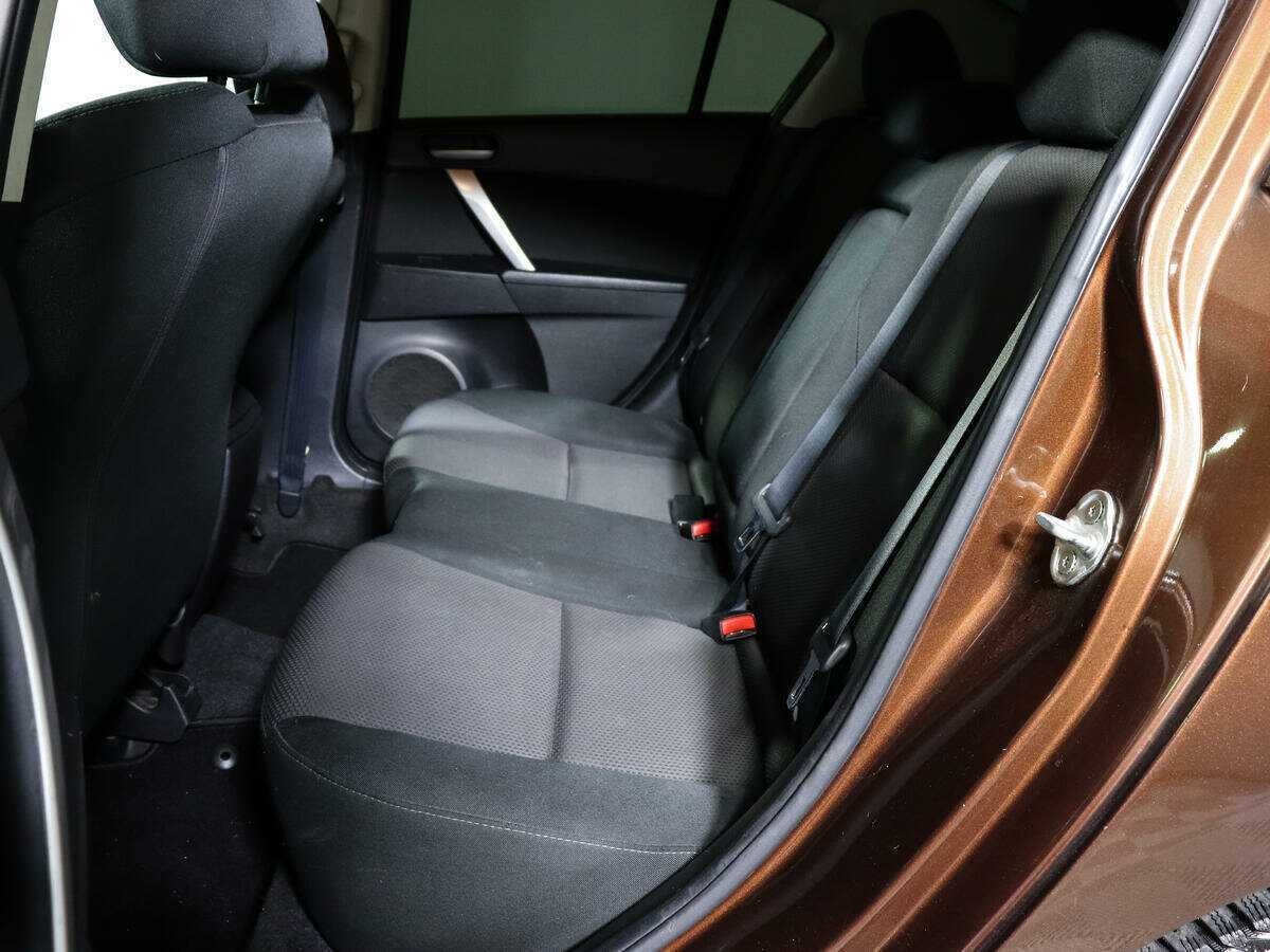 Mazda 3 2012 года с пробегом. Фото: #7