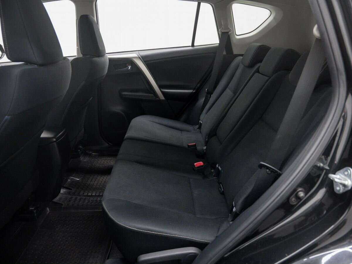 Toyota RAV4 2014 года с пробегом. Фото: #12