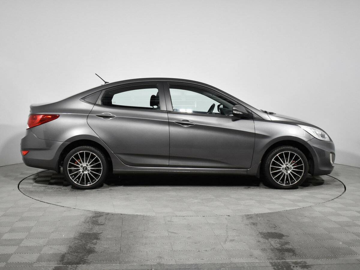 Hyundai Solaris 2013 года с пробегом. Фото: #3