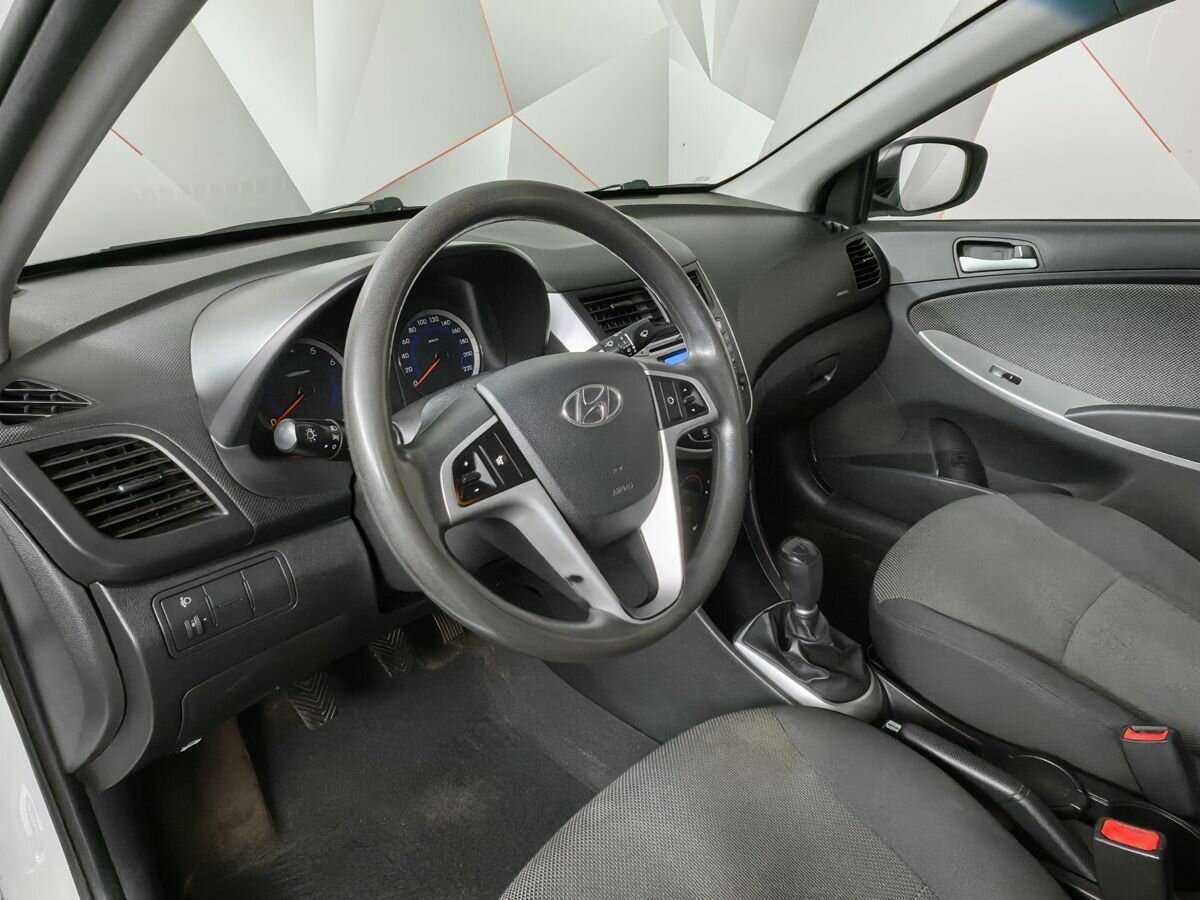 Hyundai Solaris 2013 года с пробегом. Фото: #13