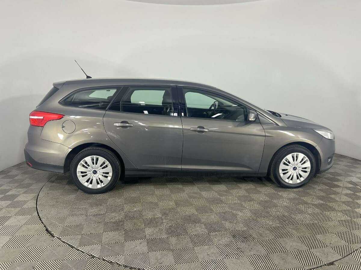 Ford Focus 2016 года с пробегом. Фото: #3