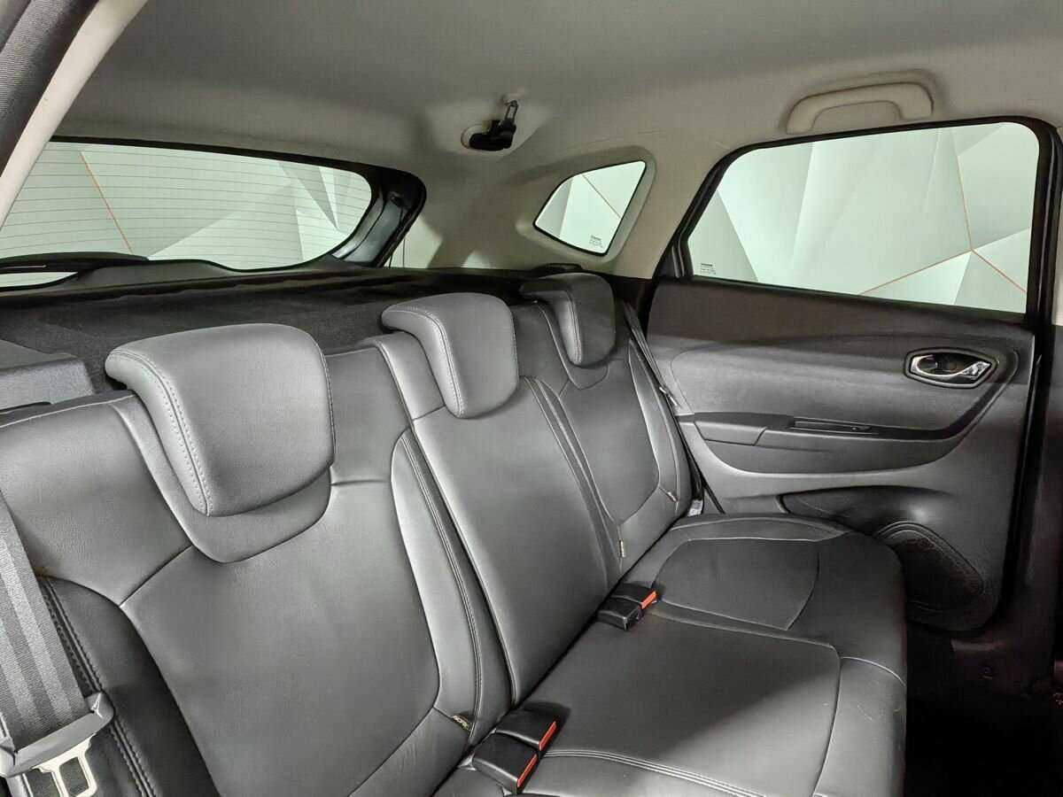 Renault Kaptur 2017 года с пробегом. Фото: #10