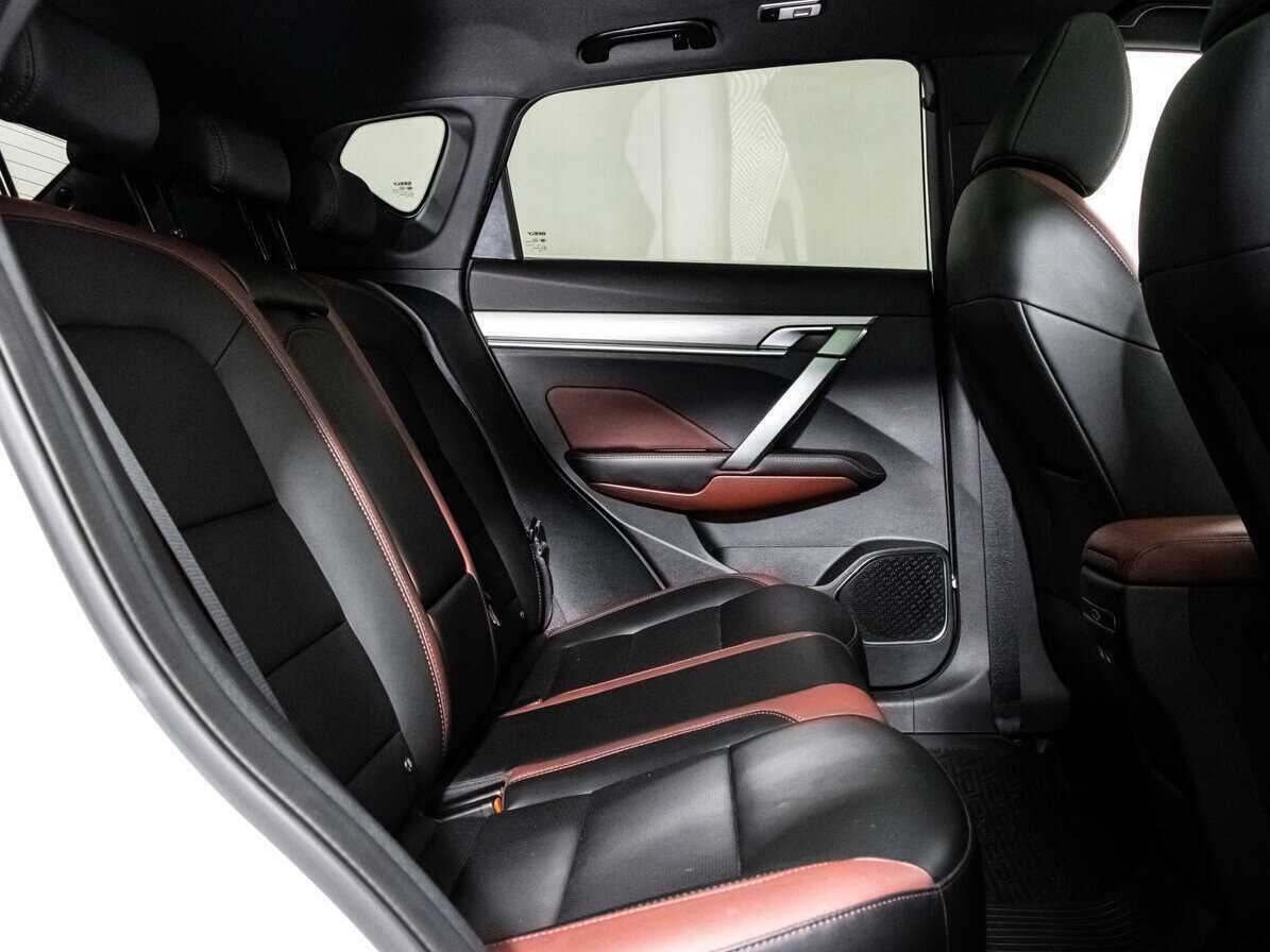 Geely Coolray 2022 года с пробегом. Фото: #14