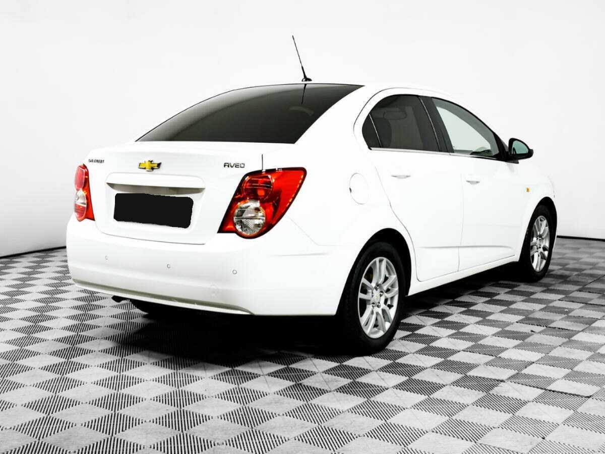 Chevrolet Aveo 2014 года с пробегом. Фото: #4