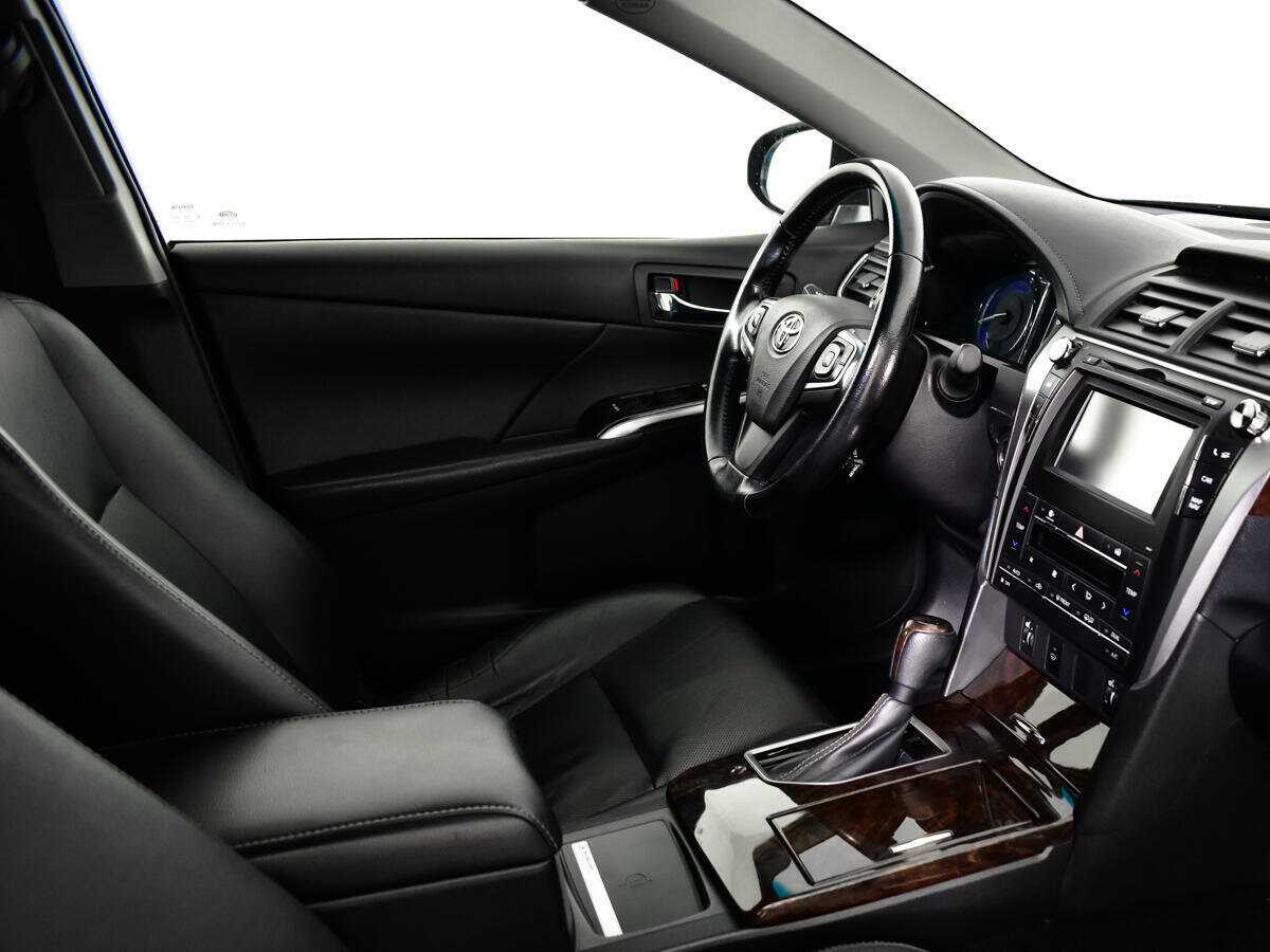 Toyota Camry 2016 года с пробегом. Фото: #8