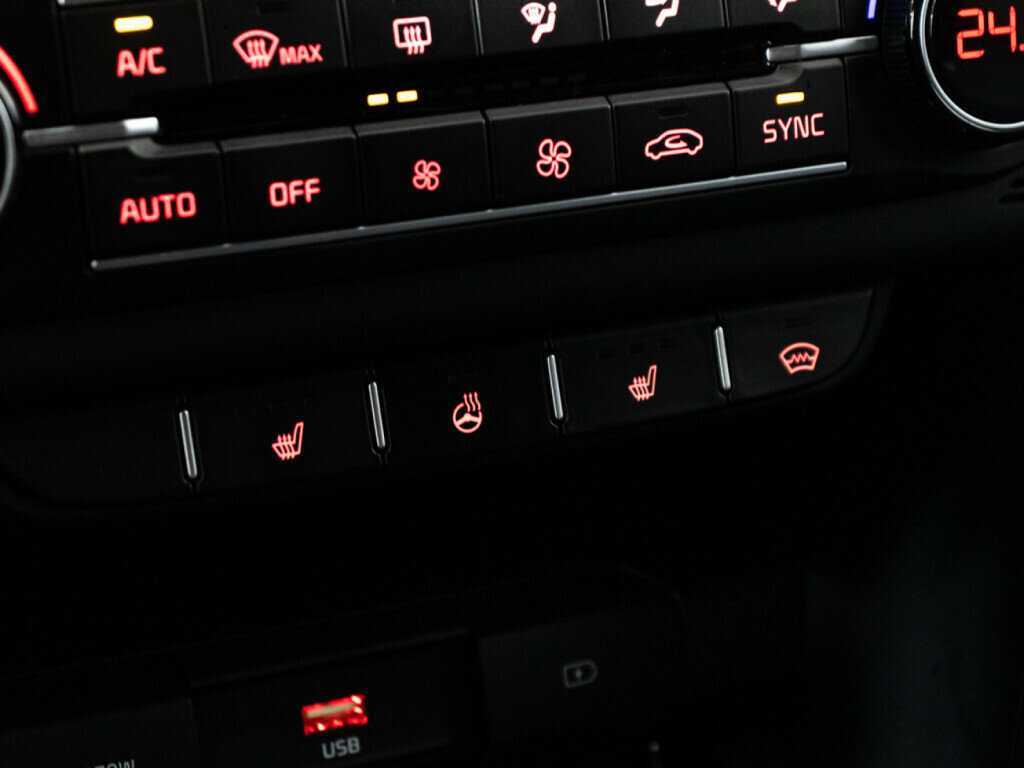 Kia Ceed 2021 года с пробегом. Фото: #16