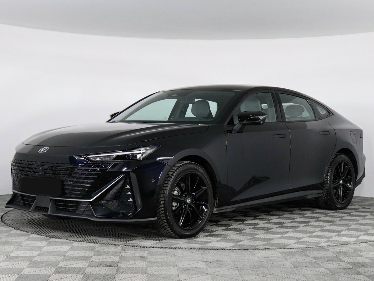 Changan UNI-V 2023 года с пробегом. Посмотреть фото