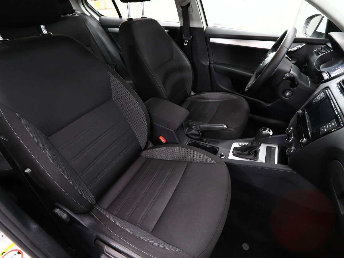 Skoda Octavia 2018 года с пробегом. Фото: #11