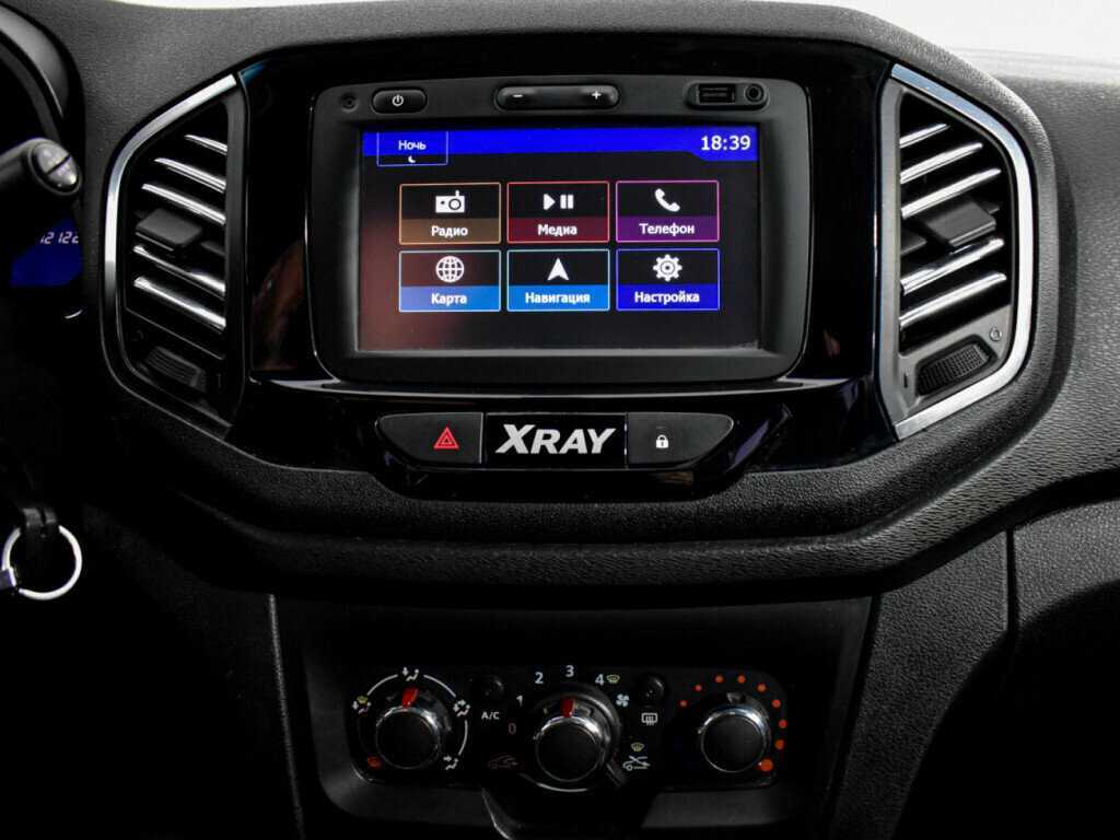 Lada (ВАЗ) XRAY 2016 года с пробегом. Фото: #12