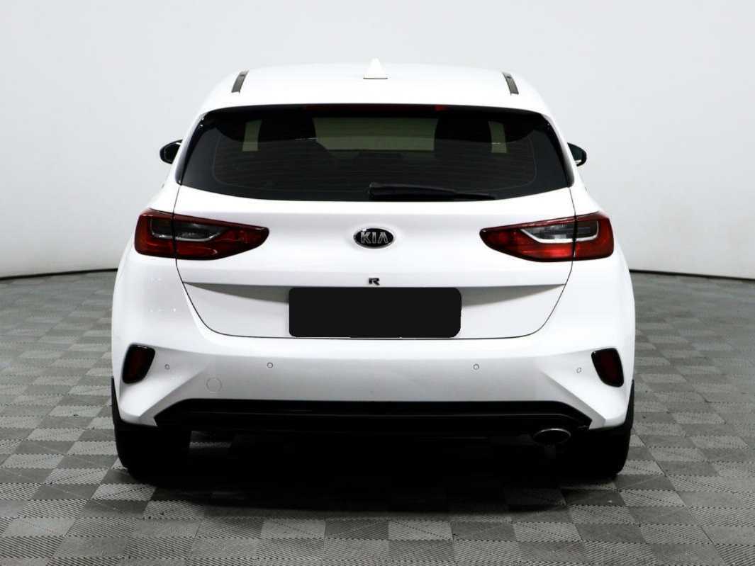 Kia Ceed 2018 года с пробегом. Фото: #5