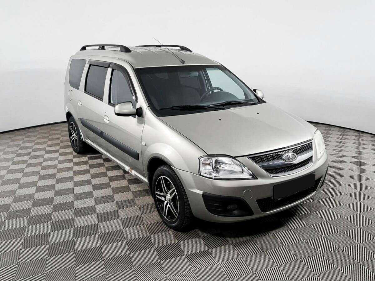 Lada (ВАЗ) Largus 2013 года с пробегом. Фото: #2