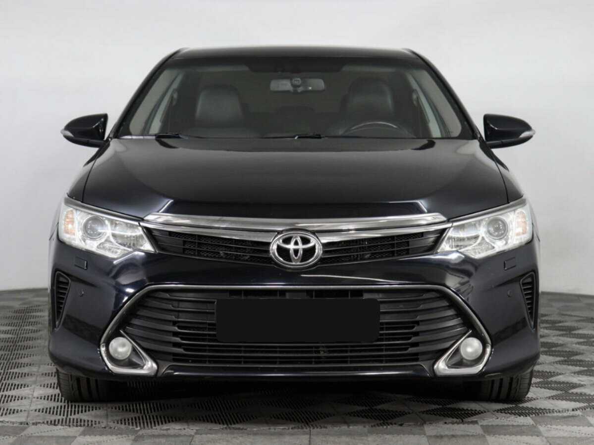 Toyota Camry 2017 года с пробегом. Фото: #1