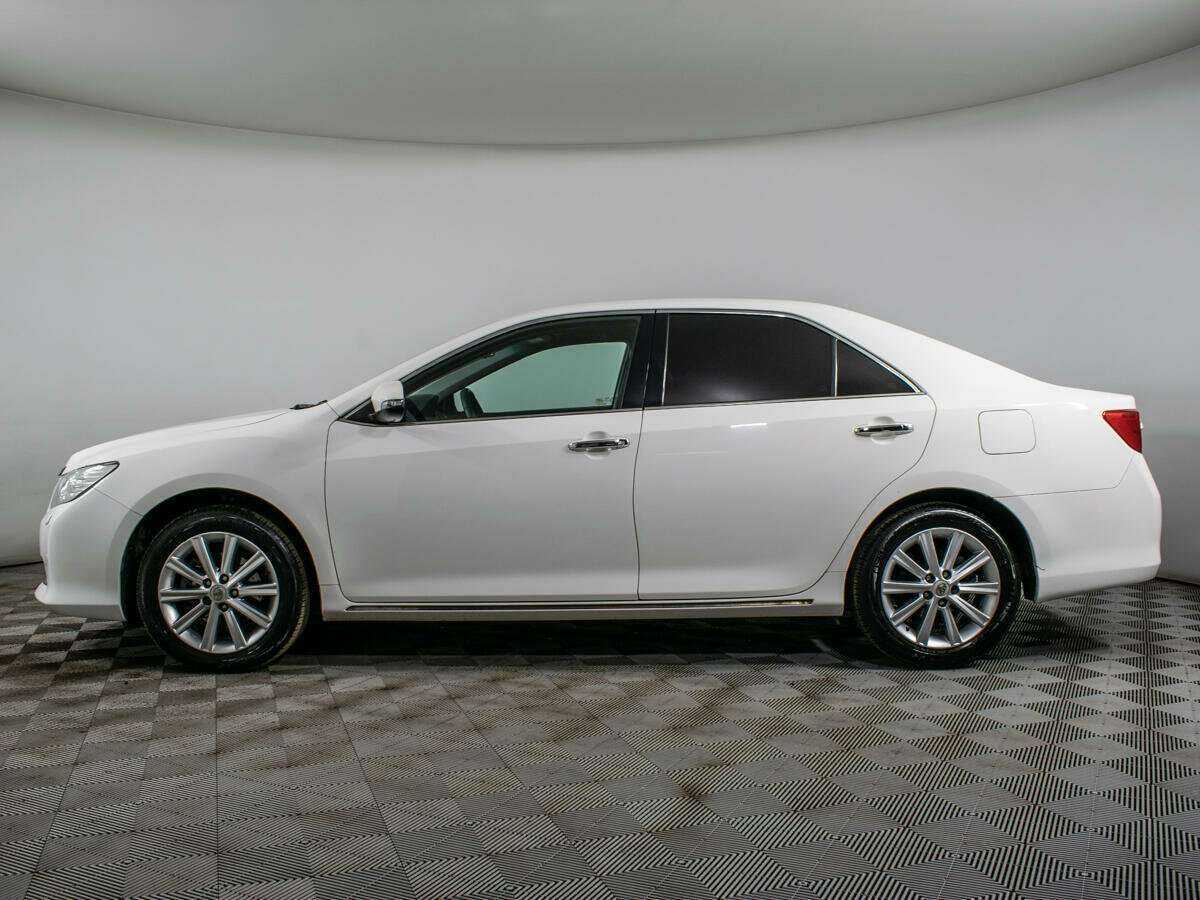 Toyota Camry 2014 года с пробегом. Фото: #7
